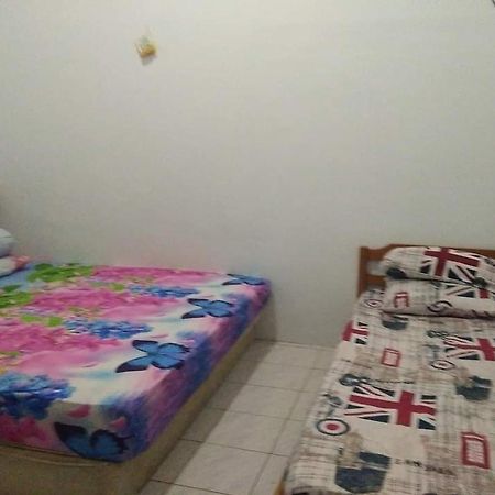 Ganeta Homestay Syariah Сидоарджо Экстерьер фото