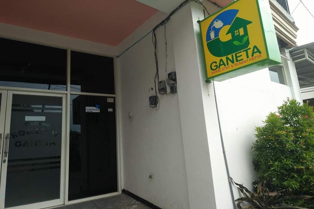 Ganeta Homestay Syariah Сидоарджо Экстерьер фото