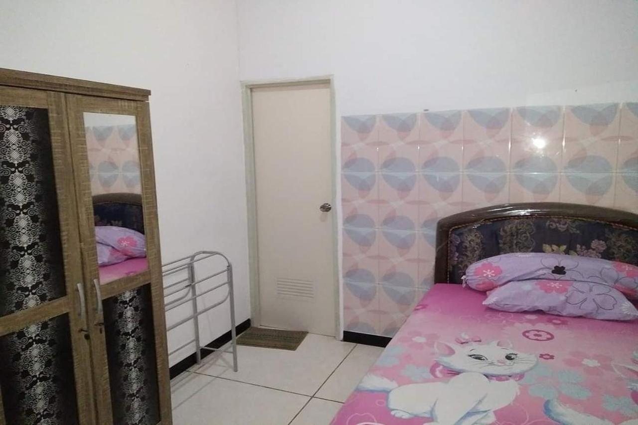 Ganeta Homestay Syariah Сидоарджо Экстерьер фото