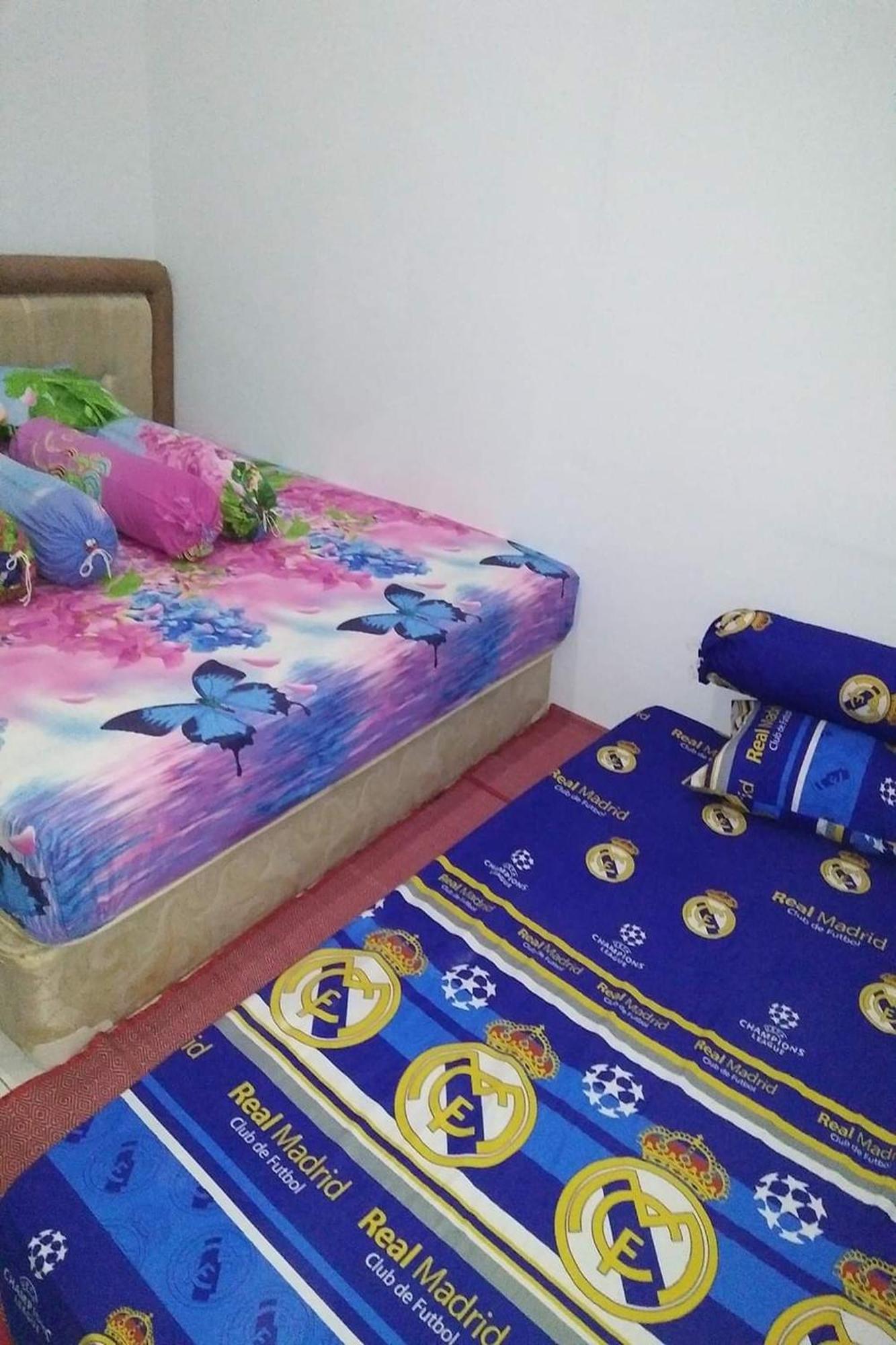 Ganeta Homestay Syariah Сидоарджо Экстерьер фото